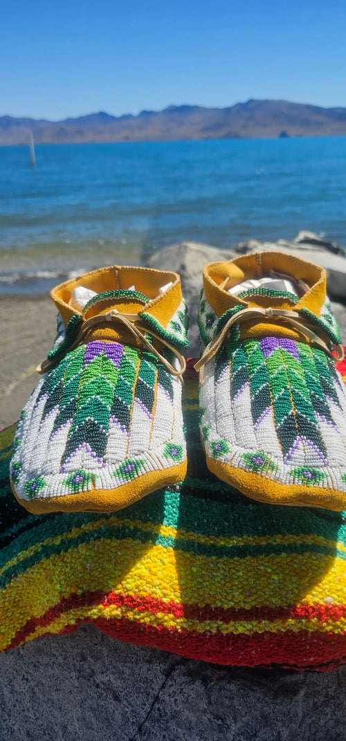 Arrows Moccasins